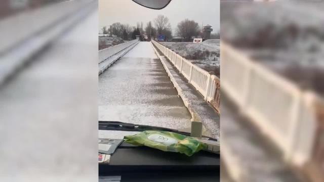 Ermenistan'dan Türkiye'ye 5 Tır İnsani Yardım... 30 Yıldır Kapalı Olan Sınır Kapısından Tırlar Türkiye'ye Geçiş Yaptı