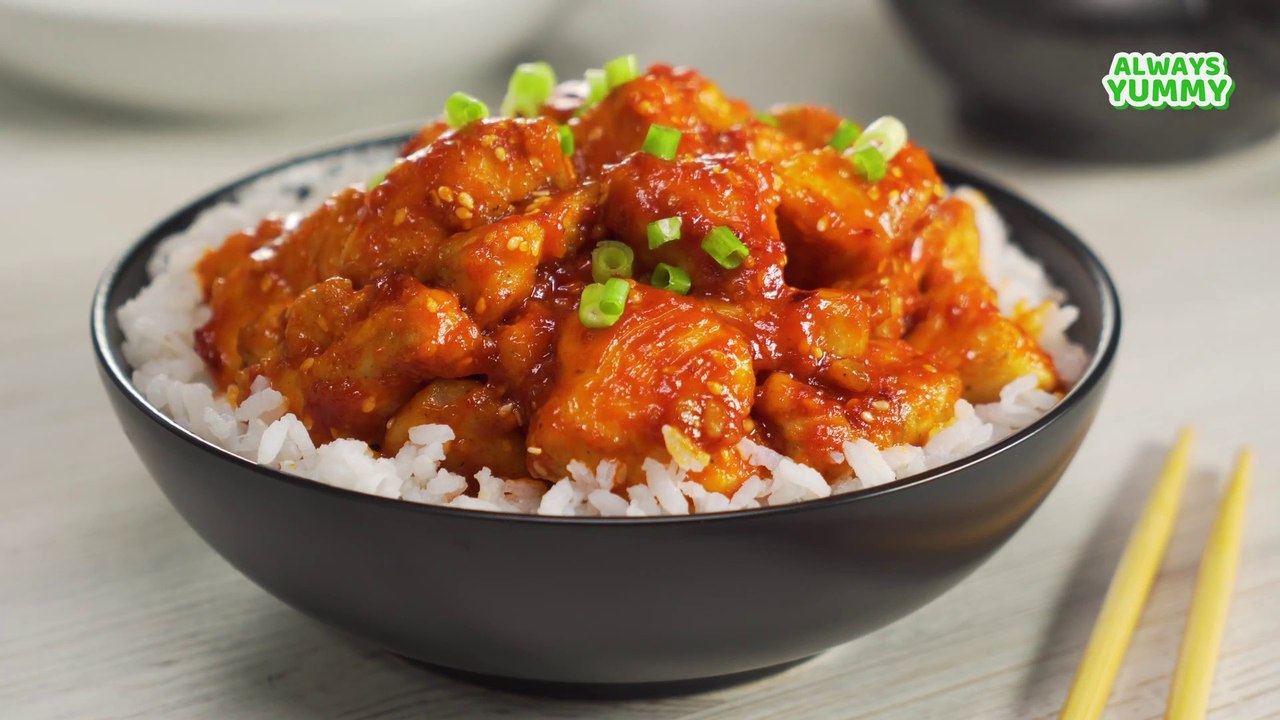 SWEET & SOUR CHICKEN in 20 Minutes | Sweet & Spicy Chinese Chicken. Recipe by Always Yummy!