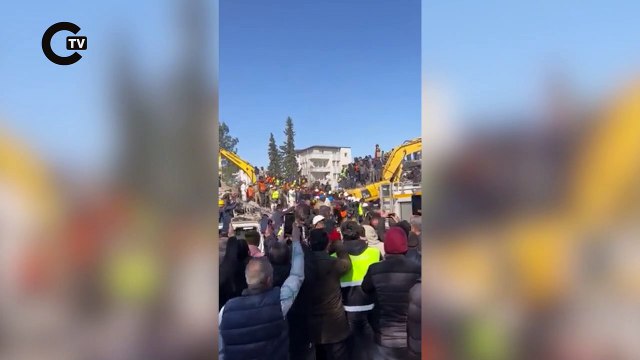 Ermenistan kurtarma ekibi AFAD ekibi ile birlikte Adıyaman'da sekiz yaşında bir kızı canlı kurtardı