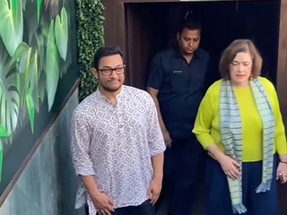 आमिर खान फिर हो गए जवान, इस लुक पर फिदा हो गए फैंस, देखें वायरल वीडियो