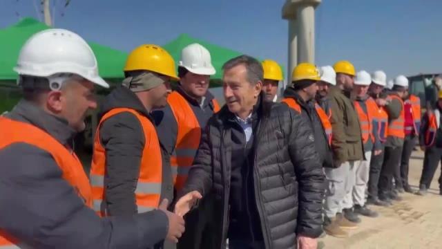 Tepebaşı Belediye Başkanı Ataç Deprem Bölgesinde