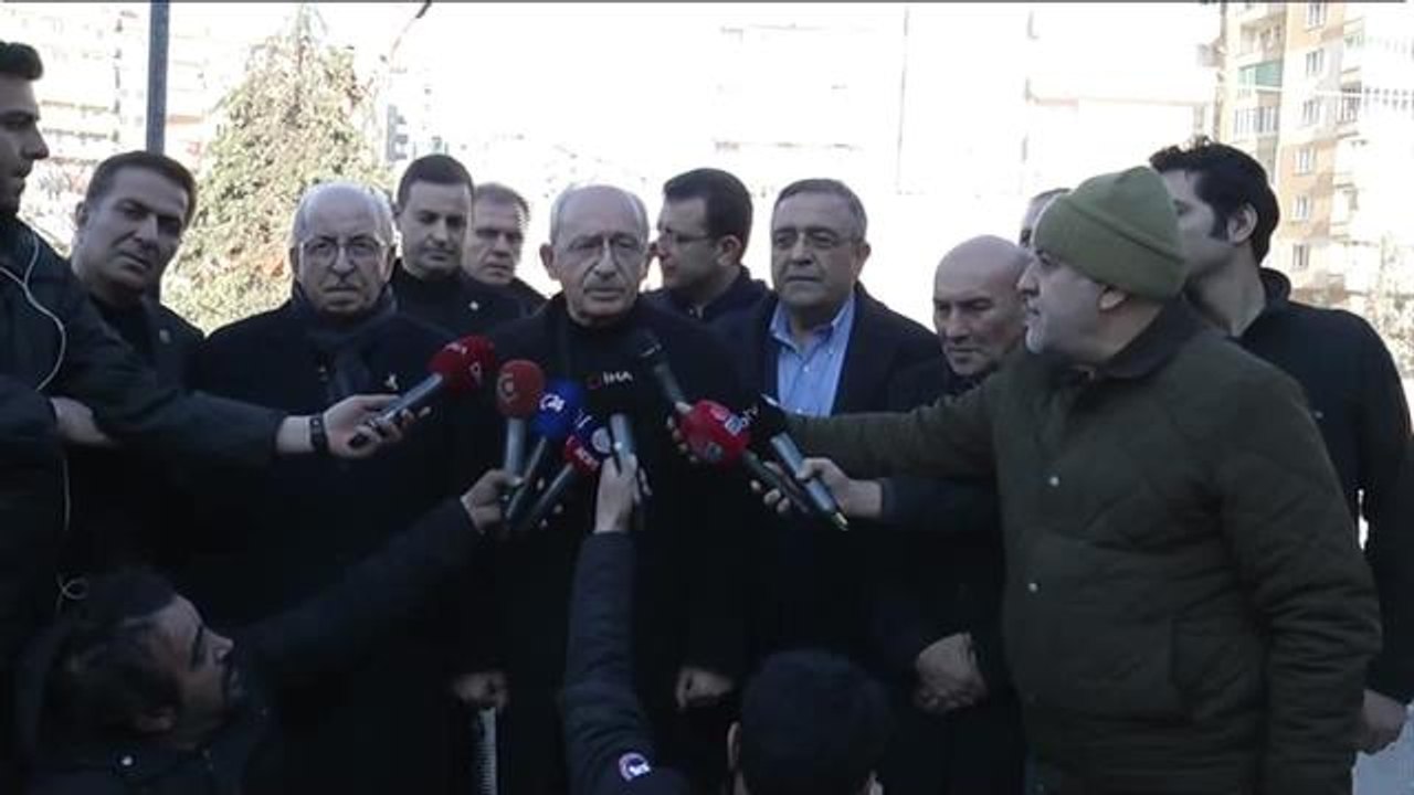 Kılıçdaroğlu, Diyarbakır Deprem Bölgesinde: "Devasa Türkiye Cumhuriyeti Devleti'ni Yönetiyorsun Kardeşim, Neredesin Sen? Neredesin?