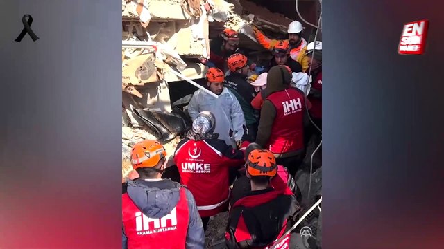 İHH'nin 65 arama kurtarma ekibi, 265 kişiyi enkazdan kurtardı