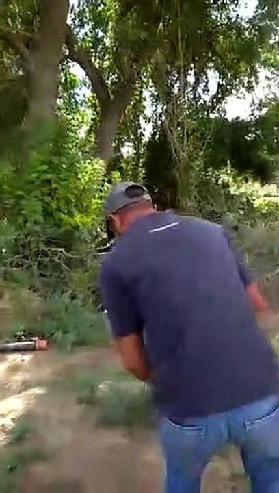 Getir korpeyi yatır şuraya.