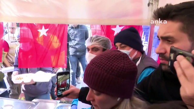 Akşener'in Antakya'da dinlediği arama kurtarma gönüllüsü: Devletimiz nerede biz onu arıyoruz