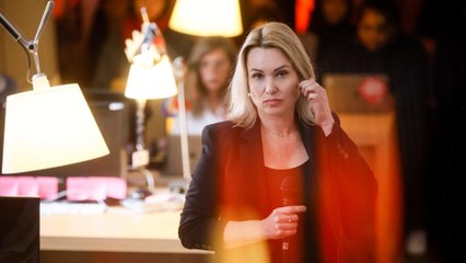 La folle exfiltration de la journaliste russe Marina Ovsiannikova, réfugiée à Paris
