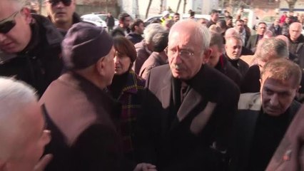 Diyarbakırlı Depremzededen Kılıçdaroğlu'na: Enkaz Devralacaksınız Ama Biz Küllerimizden Doğacağız. Sizin Arkanızdayız