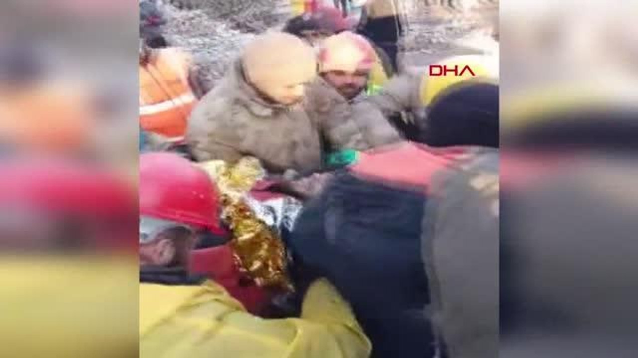 133 SAATTE KURTARILAN BARIŞ, YANINDAKİ 1 LİTRE KOLAYI İÇEREK HAYATTA KALMIŞ