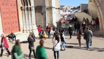 포르투갈, 코로나19 이전보다 관광 호황..."소매치기 주의" / YTN