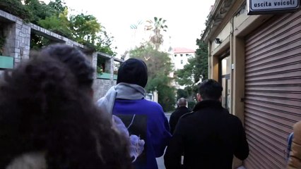 Sorpresa a Sanremo: Tananai suona "Tango" davanti al Casinò