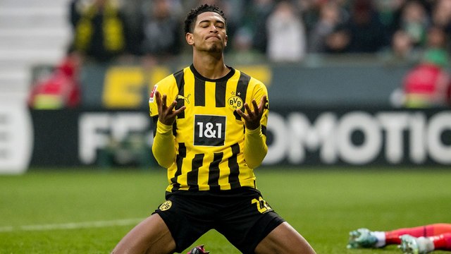 Werder Bremen v Borussia Dortmund