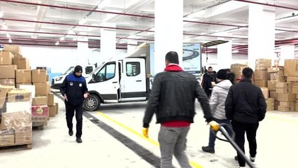 Esenyurt'ta Depremzedeler İçin Başlatılan Yardım Kampanyası Sürüyor