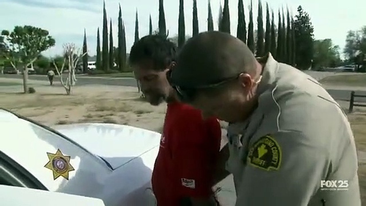 Cops - Se22 - Ep03 HD Watch