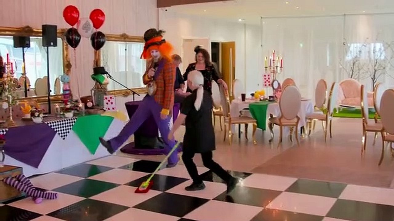 The Grand Party Hotel - Se1 - Ep02 HD Watch