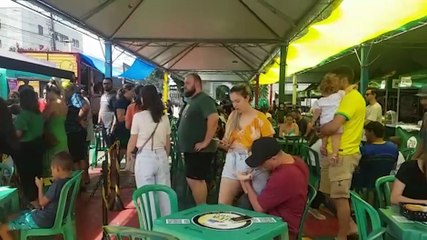 Feira do Teatro registra grande público neste domingo (12)