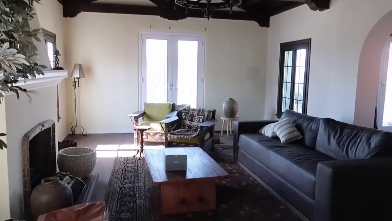 LIVING ROOM MAKEOVER ✨ Part 1 ✨ Furniture Layout & Design Ideas