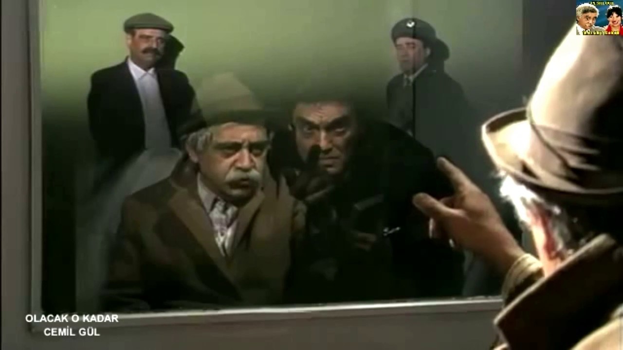 Karakolda Teşhis Var - Olacak O Kadar