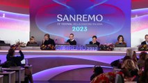 Sanremo 2023, il saluto di Amadeus: si congeda con una lettera con i titoli delle canzoni in gara