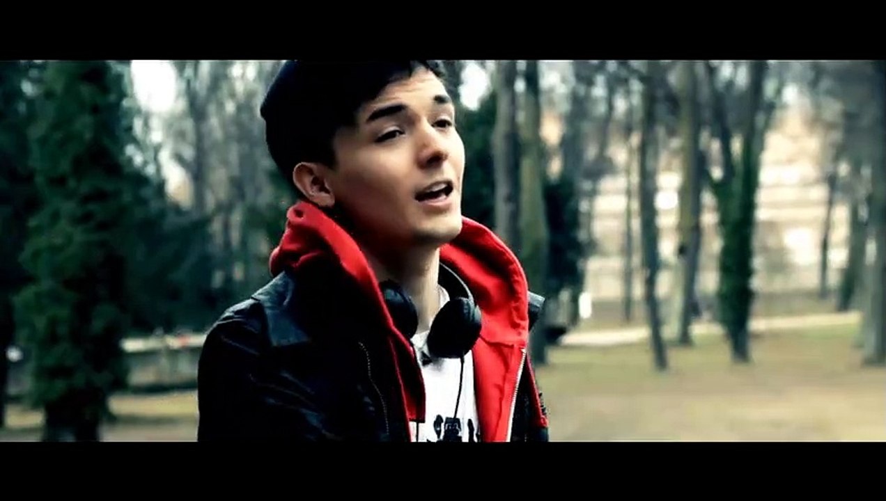 TubeClash 01 | show | 2014| S1 | Official Featurette