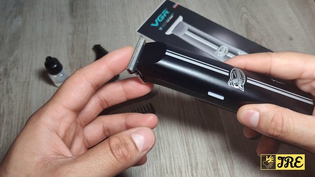 VGR V007 Cordless Beard Hair Trimmer (Review)