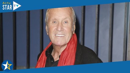 Yves Rénier : Sa fille Lola cash sur leur relation difficile, "j'ai longtemps pensé qu'il ne m'aimai