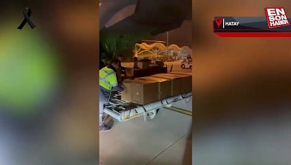 Hatay Havalimanı'nın onarılmasının ardından TSK'nın kargo uçakları yardımlarla piste indi