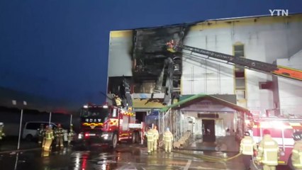 충남 논산 복합건물 화재...인명피해 없어 / YTN