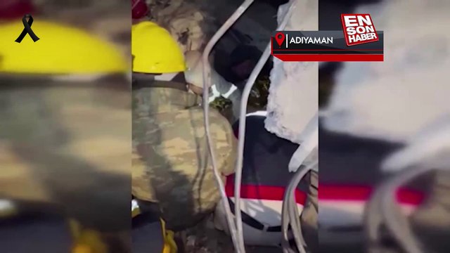 Amasyalı madenci elleriyle kazdığı enkazdaki kadının yüzünü böyle yıkadı