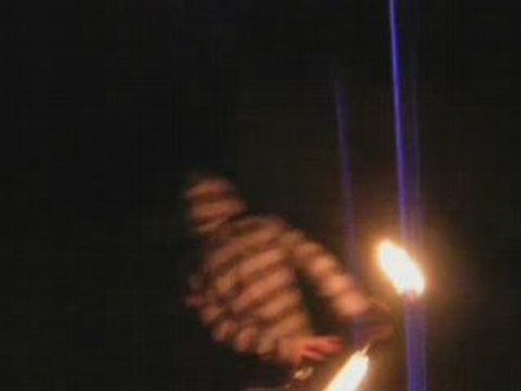 Sad au Staff enflamé