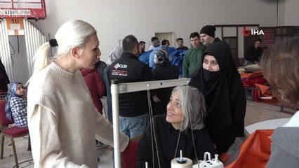 Terziler, döşemeciler ve kadınlar deprem bölgesi için çadır üretiyor