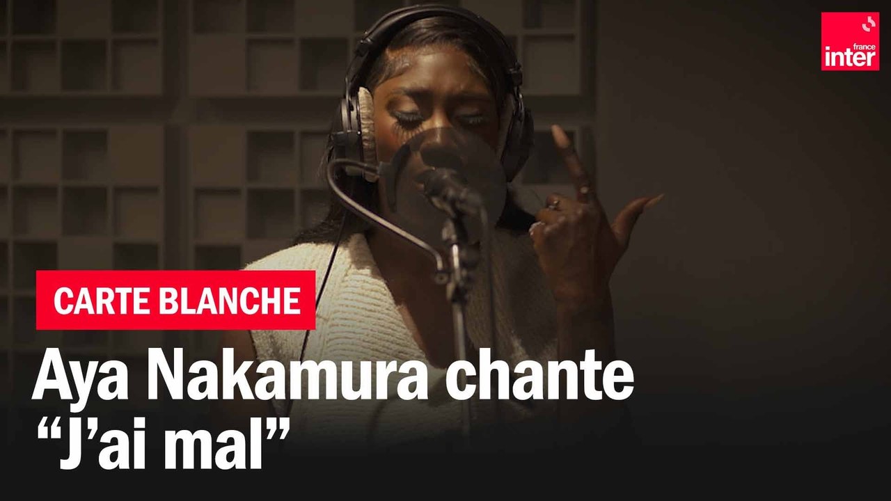 Aya Nakamura chante "J'ai mal" - Carte blanche dans Totémic