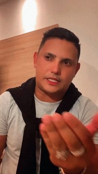 Apóstolo Alex Borges Jhoma se pronuncia após vazar imagens íntimas com outro homem