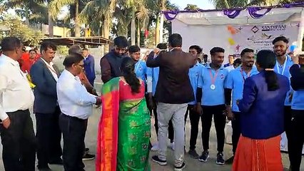 पुरस्कार वितरण के साथ हुआ वार्षिक खेल का समापन