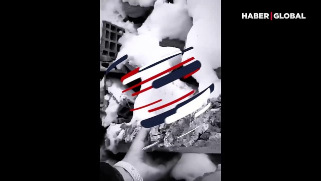 Eser Yenenler ve Berfu Yenenler çiftinden alkış toplayan hareket! Deprem sonrası sahiplendiler