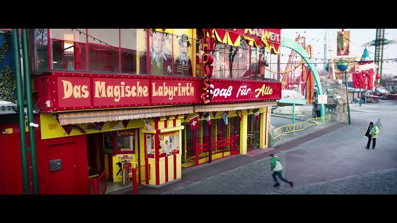 Unheimlich perfekte Freunde | movie | 2019 | Official Trailer