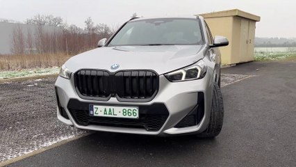 Essai POV BMW X1 25e 2023 en Spacesilber, essai silencieux