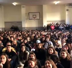 Milano, l'occupazione del Liceo Manzoni