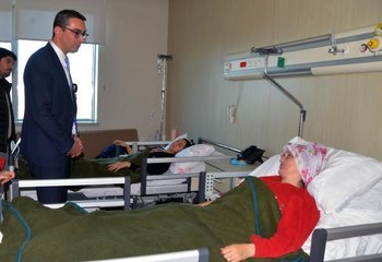 MERSİN'E GETİRİLEN 15 BİN YARALIDAN 12 BİNİ TABURCU OLDU