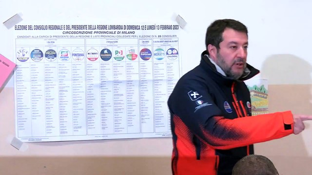Ucraina, l'imbarazzo di Salvini dopo le parole di Berlusconi: vota e non risponde ai cronisti