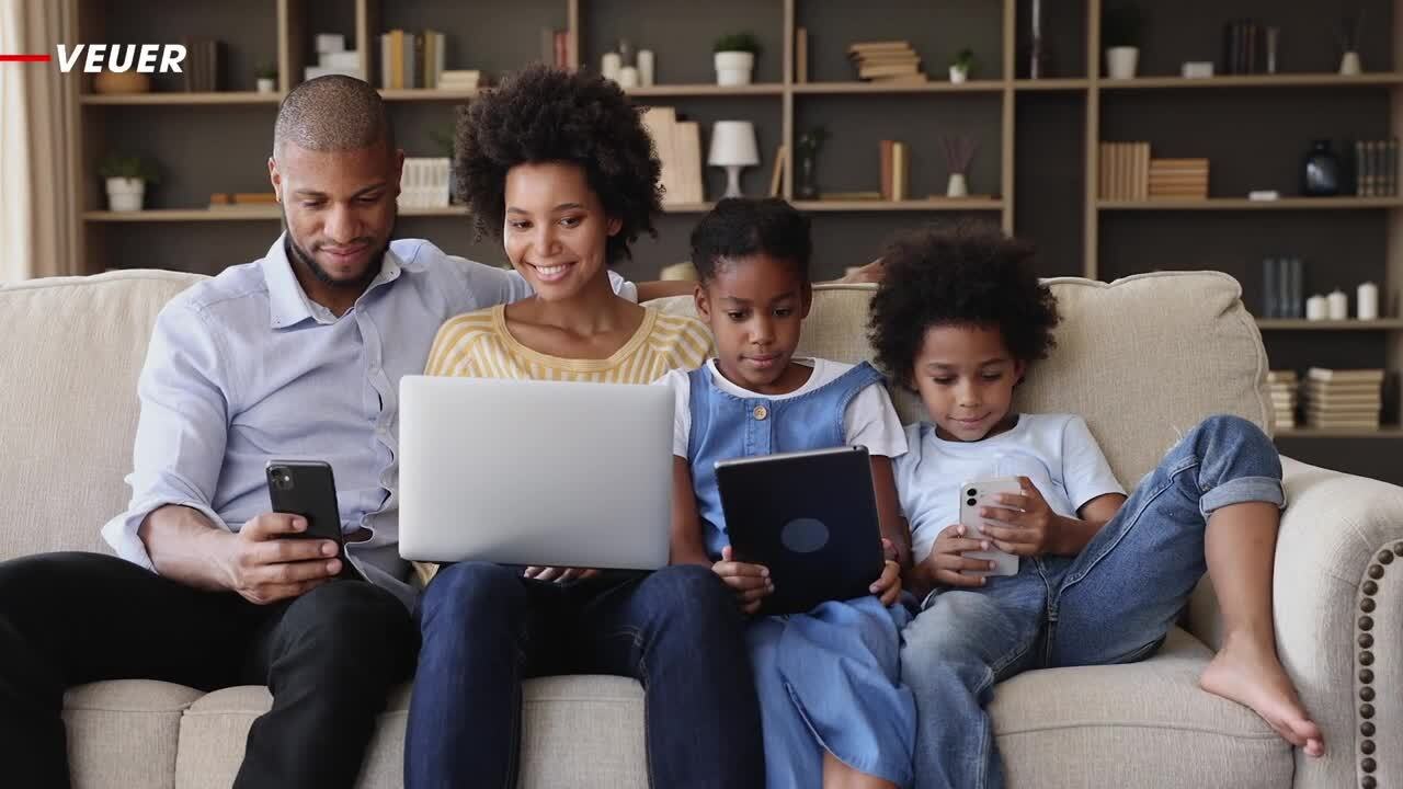 How to Help Kids Read the News Online: Tips to Spot Fact from Fiction