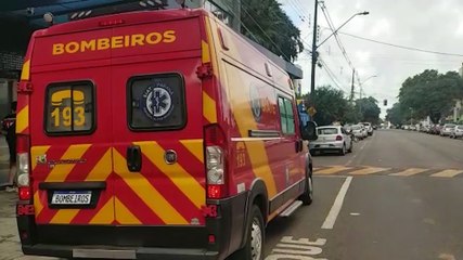 Homem fica ferido ao sofrer queda de escada no Centro