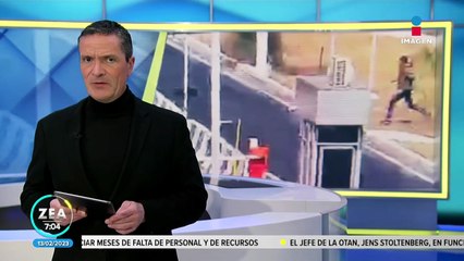 Hombre salta a canal de aguas negras para no ser detenido