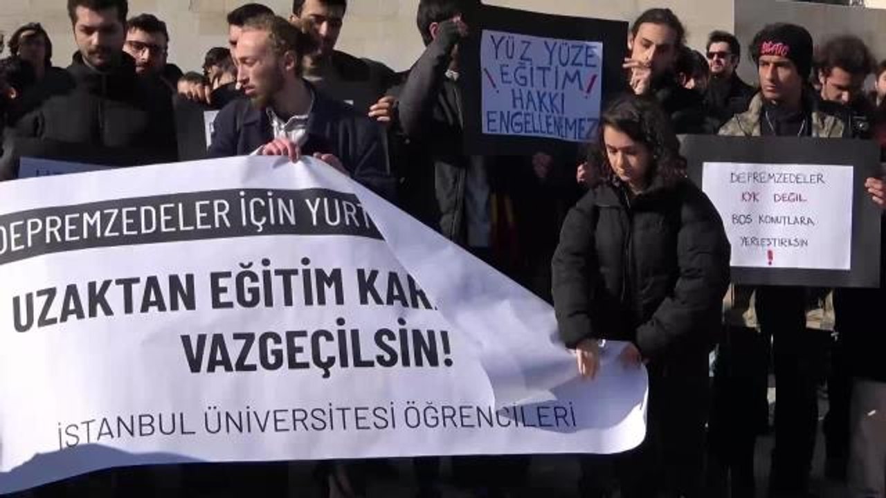İstanbul Üniversitesi Öğrencilerinden "Uzaktan...