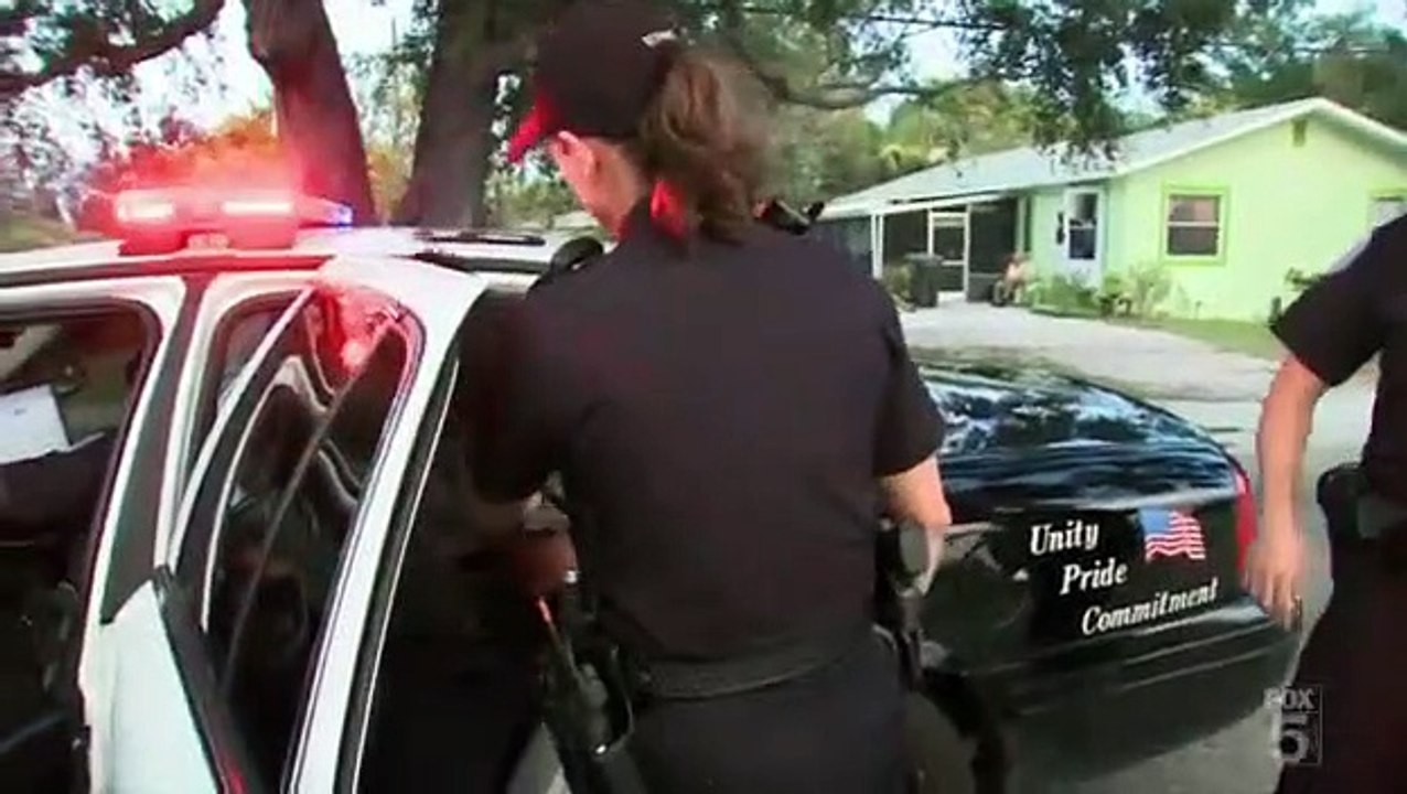 Cops - Se22 - Ep16 HD Watch