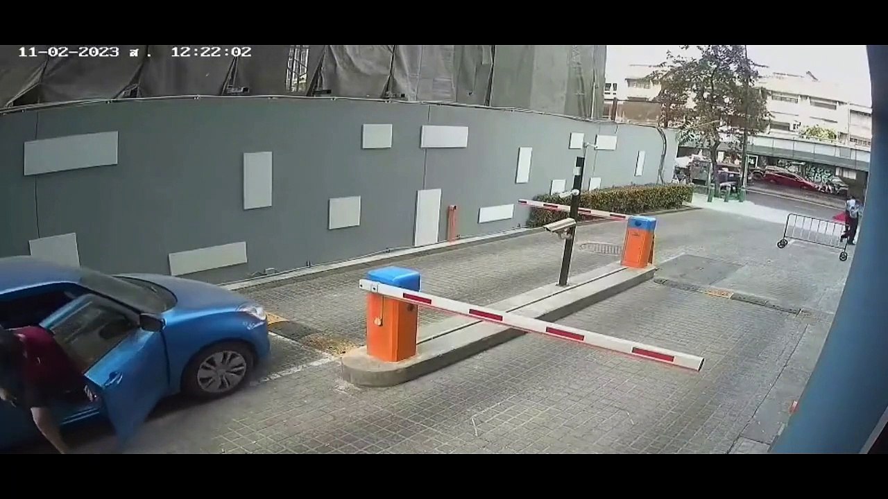Petit problème en sortie de parking
