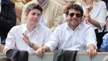 GALA VIDÉO - Patrick Bruel : à quoi ressemblent ses fils Oscar et Léon, qu’il a eus avec Amanda Sthers ?