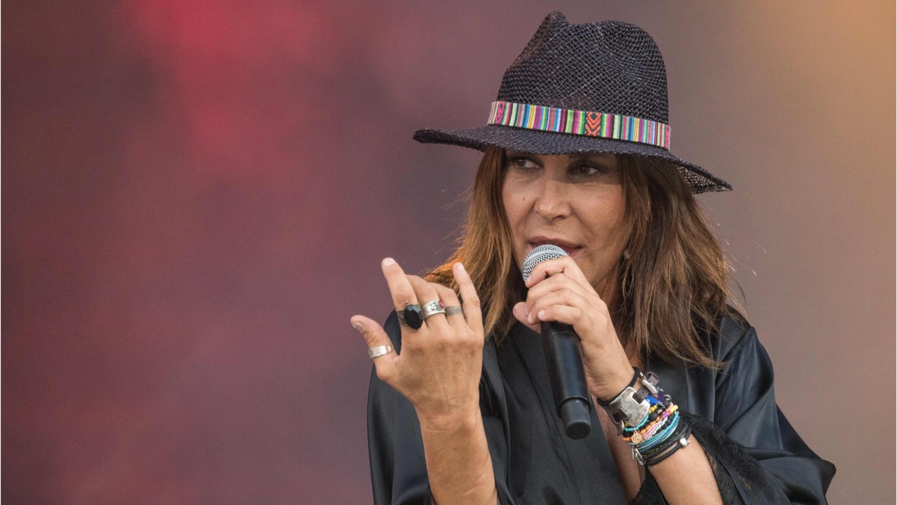 GALA VIDEO - Les Enfoirés - Des tensions dans la troupe ? Les révélations fracassantes de Zazie