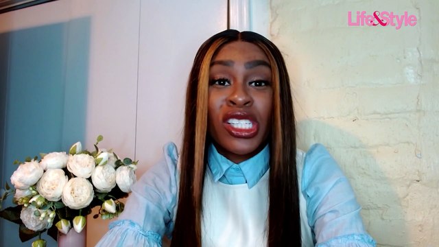 Rihanna Pregnancy Reveal At Super Bowl Halftime Show & More Details Revealed | Life & Style News