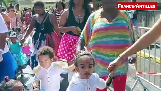 Carnaval des écoles Schoelcher