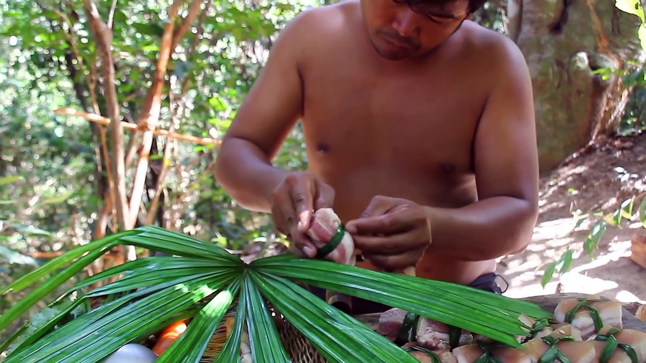 Cooking Pork Meat Belly Recipe Eating Delicious - Braised Pork Belly in Fry Pan Jamaican Food Style